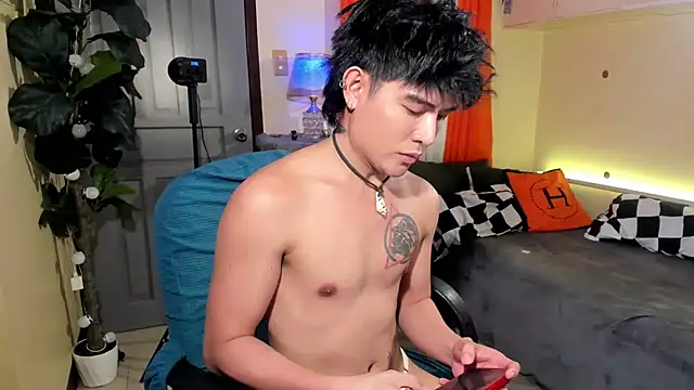 Snapshot of Bentlyfuck chatting on 7, 8, 2026 Bentlyfuck online show from 7, 8, 2026
