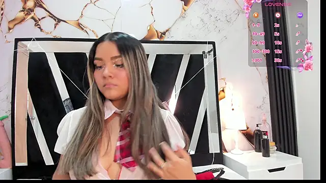 Wonderkloe  online show from 16, 7, 2026