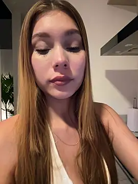 Nikii   online show from 8, 8, 2026