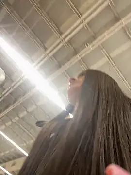 Isabella21  online show from 15, 10, 2025