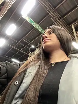 Isabella21  online show from 7, 2, 2026