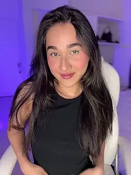 julieta jhonss online show from 2, 3, 2026