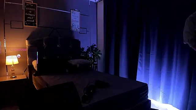 Christopher 77 online show from 24, 9, 2025