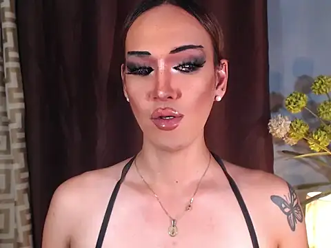 Snapshot of AleinaCroft chatting on 31, 5, 2026 AleinaCroft online show from 31, 5, 2026