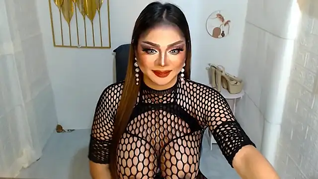 WildTS Selfsucker online show from 5, 5, 2026