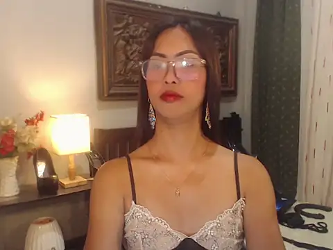 Snapshot of Nathalieheartt chatting on 23, 7, 2026 Nathalieheartt online show from 23, 7, 2026