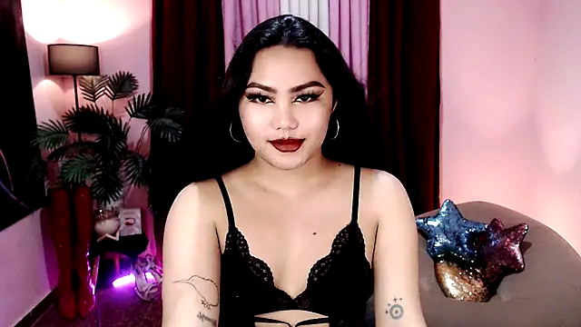 Unique Maya online show from 12, 11, 2025