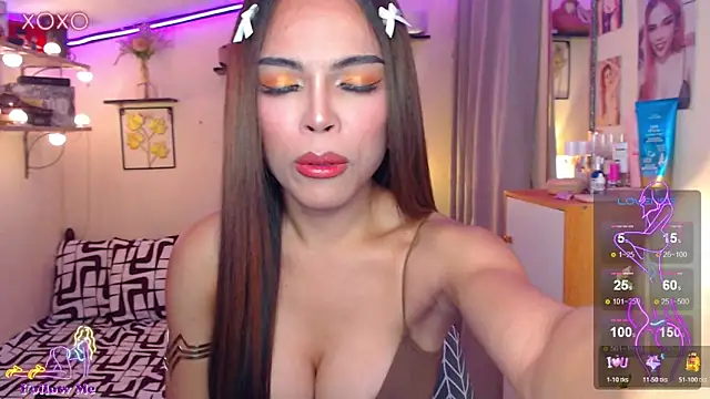 Snapshot of izabella_moore chatting on 11, 3, 2026 izabella moore online show from 11, 3, 2026