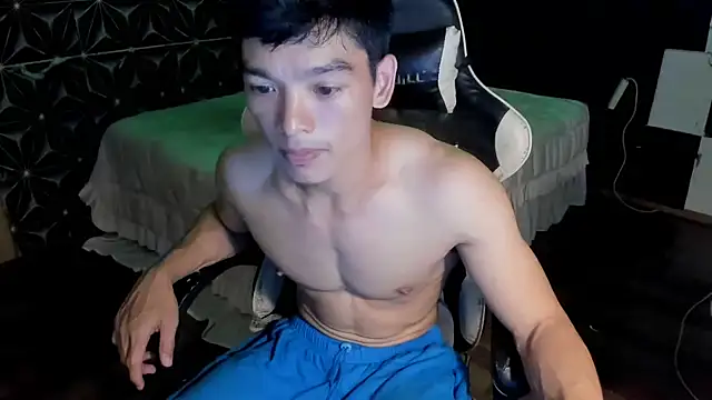 Snapshot of AsianHotBODYY chatting on 21, 9, 2025 AsianHotBODYY online show from 21, 9, 2025