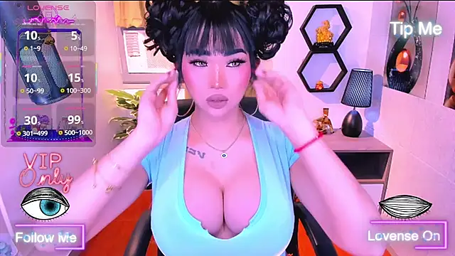 TriciaCumLoader online show from 4, 5, 2026