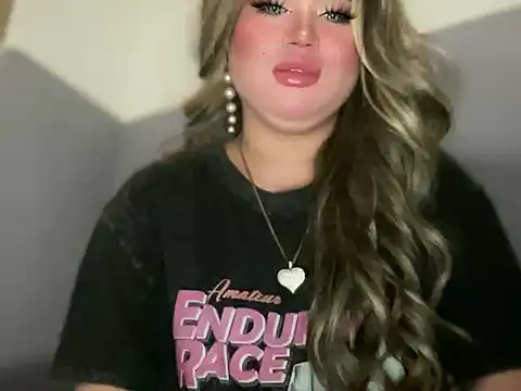 Naughtyrosecum online show from 7, 10, 2025