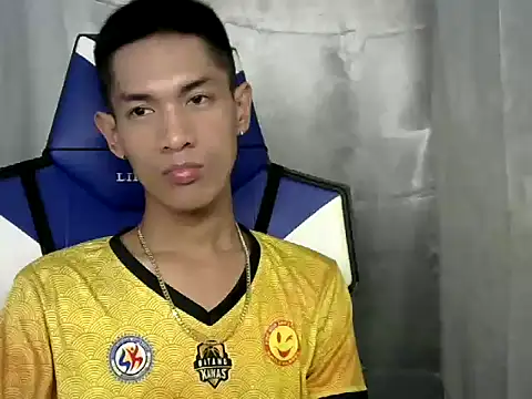 Snapshot of riks_tyler chatting on 11, 9, 2025 riks tyler online show from 11, 9, 2025