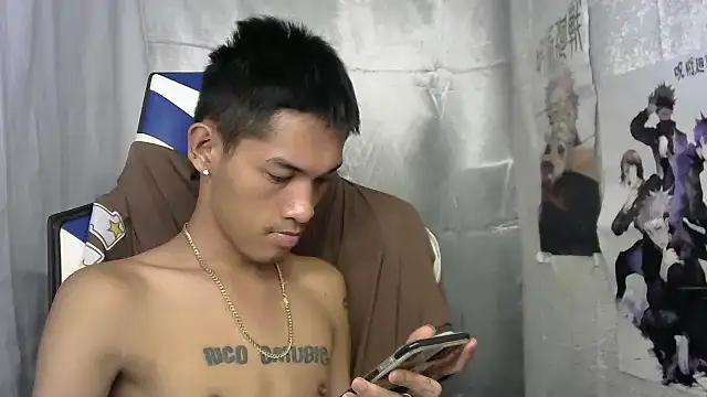 Snapshot of riks_tyler chatting on 25, 9, 2025 riks tyler online show from 25, 9, 2025