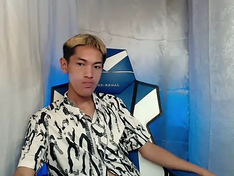 Snapshot of riks_tyler chatting on 5, 1, 2026 riks tyler online show from 5, 1, 2026