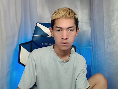 Snapshot of riks_tyler chatting on 11, 1, 2026 riks tyler online show from 11, 1, 2026