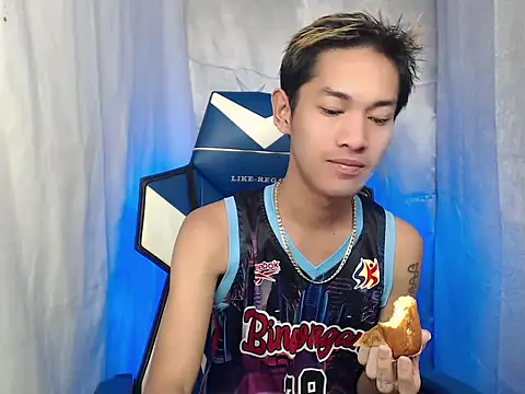 Snapshot of riks_tyler chatting on 6, 2, 2026 riks tyler online show from 6, 2, 2026