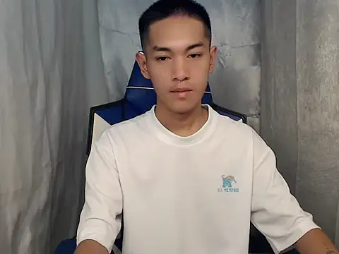 Snapshot of riks_tyler chatting on 24, 2, 2026 riks tyler online show from 24, 2, 2026