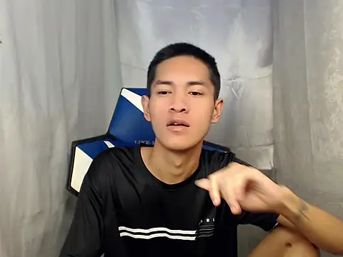 Snapshot of riks_tyler chatting on 16, 3, 2026 riks tyler online show from 16, 3, 2026