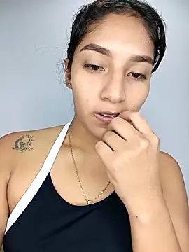 Snapshot of Sharlotte_Watts chatting on 8, 10, 2025 Sharlotte Watts online show from 8, 10, 2025