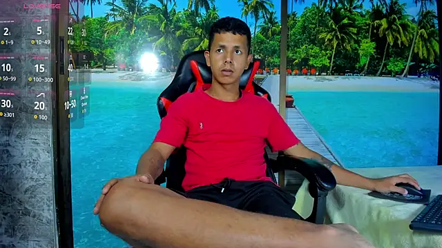 BigMonstercoks69 online show from 26, 9, 2025