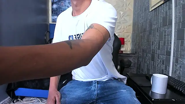 BigMonstercoks69 online show from 31, 3, 2026