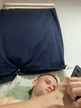 monocams online show from 5, 4, 2026