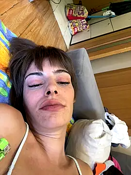 Snapshot of sweetchery999999 chatting on 12, 9, 2025 sweetchery999999 online show from 12, 9, 2025