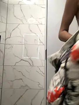 Snapshot of sweetchery999999 chatting on 29, 10, 2025 sweetchery999999 online show from 29, 10, 2025