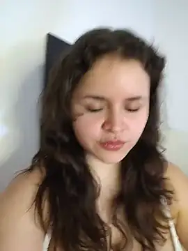 SeleneLuminari8 online show from 16, 7, 2026