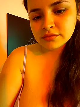SeleneLuminari8 online show from 21, 7, 2026