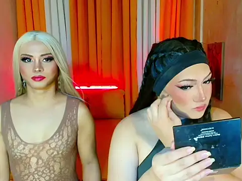 Snapshot of LillyLoveYou chatting on 2, 8, 2026 LillyLoveYou online show from 2, 8, 2026