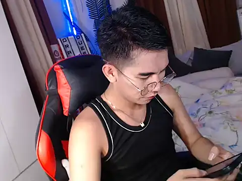 Snapshot of drinkmycumx chatting on 22, 9, 2025 drinkmycumx online show from 22, 9, 2025