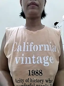 love sexy090 online show from 25, 7, 2026