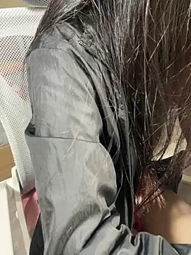 Snapshot of Mina048 chatting on 16, 12, 2025 Mina048 online show from 16, 12, 2025