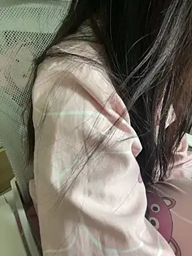 Snapshot of Mina048 chatting on 21, 12, 2025 Mina048 online show from 21, 12, 2025