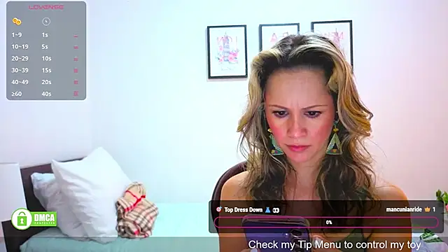 Miasiren online show from 10, 9, 2025