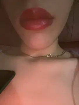 Mimisixo online show from 9, 10, 2025