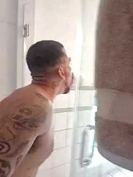 Cnutt310 online show from 8, 11, 2025