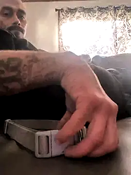 Cnutt310 online show from 1, 12, 2025