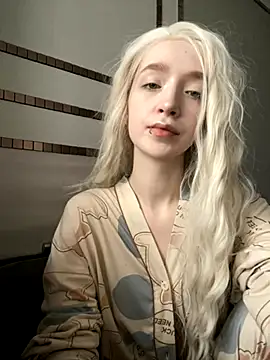 Snapshot of MelissaReis chatting on 25, 10, 2025 MelissaReis online show from 25, 10, 2025