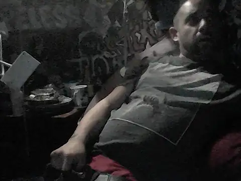 Twoslipperywhenwett online show from 13, 12, 2025