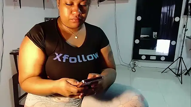 Snapshot of Sam_Blue chatting on 8, 1, 2026 Sam Blue online show from 8, 1, 2026