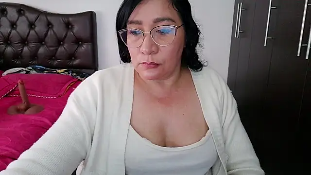 Snapshot of Grace_mature_milf chatting on 26, 6, 2026 Grace mature milf online show from 26, 6, 2026