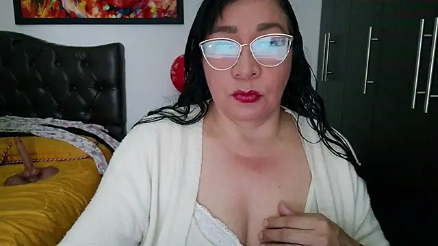 Snapshot of Grace_mature_milf chatting on 10, 7, 2026 Grace mature milf online show from 10, 7, 2026
