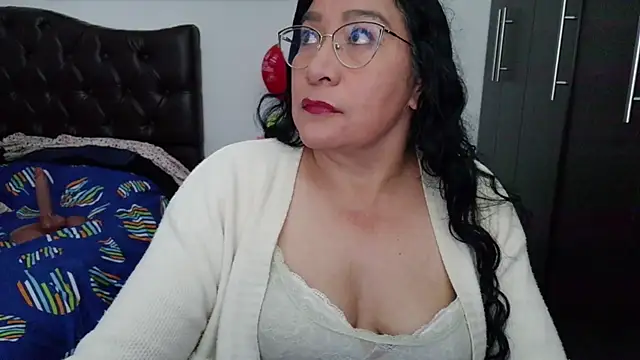 Snapshot of Grace_mature_milf chatting on 24, 7, 2026 Grace mature milf online show from 24, 7, 2026