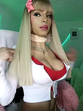 Snapshot of annie_thomson00 chatting on 4, 3, 2026 annie thomson00 online show from 4, 3, 2026