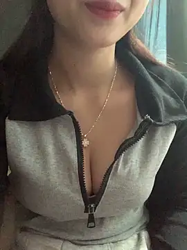 Snapshot of Zika_23 chatting on 17, 12, 2025 Zika 23 online show from 17, 12, 2025