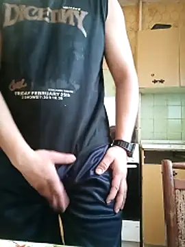 Llovlyboyyyy12 online show from 9, 3, 2026