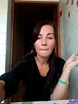 Snapshot of Adeline3302 chatting on 24, 9, 2025 Adeline3302 online show from 24, 9, 2025