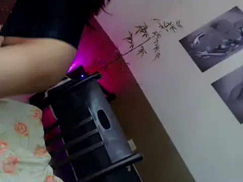 Spicy kinky online show from 5, 7, 2026